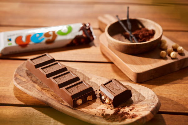 Vego Mini - Whole Hazelnut Chocolate Bar - 65g