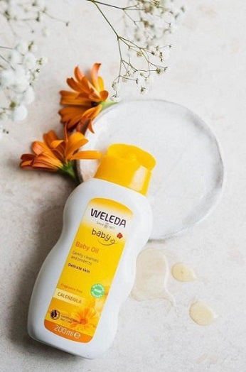 Weleda Calendula Baby Oil - Fragrance Free 200ml - Special 20% off