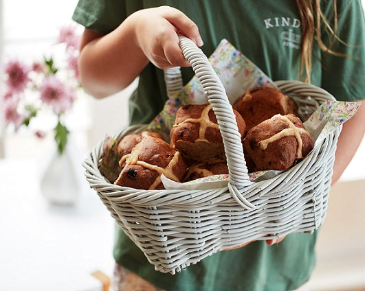 Home St. Easter Hot Cross Buns 4pack