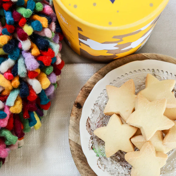 Molly Woppy Xmas Shortbread Festive Stars Cylinder 400g